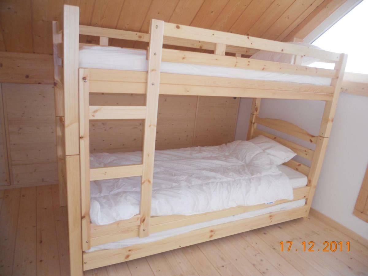 Bungalow Du Lac Froidchapelle Ngoại thất bức ảnh
